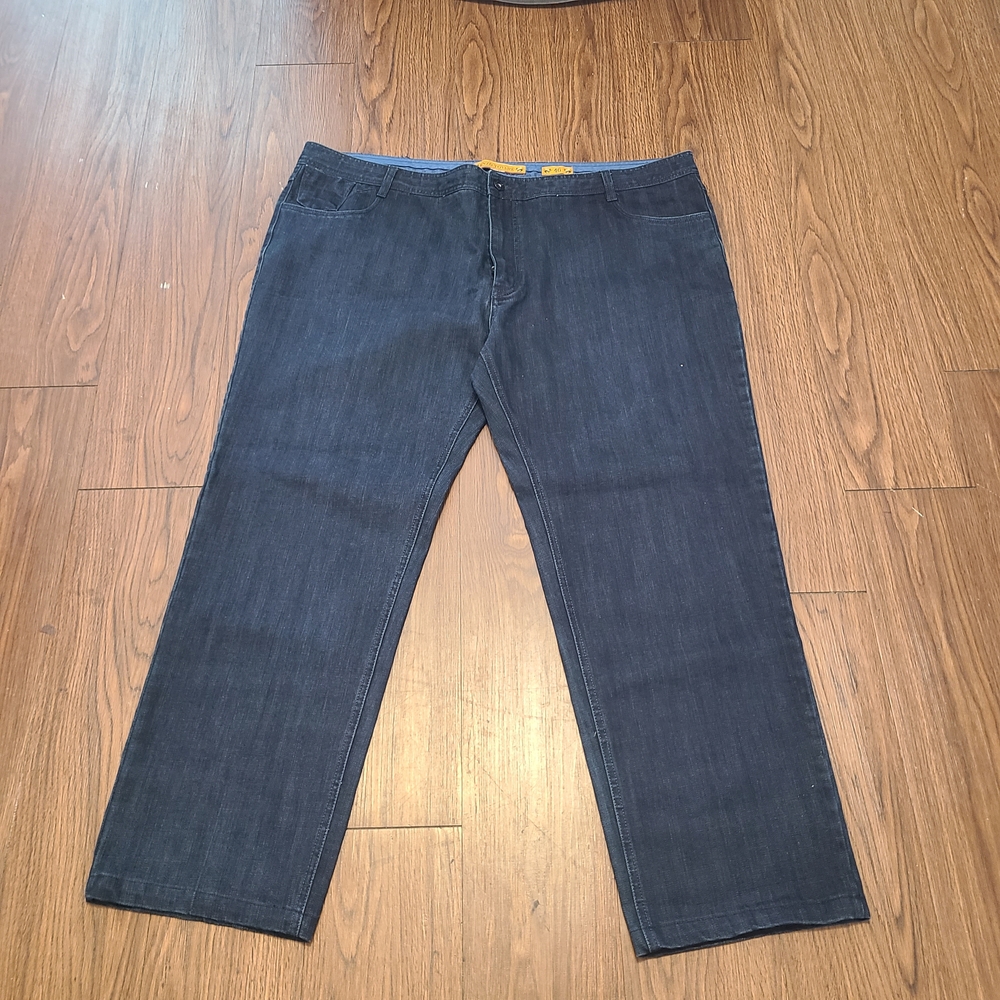 Men's Relaxed Fit Jeans in Dark Indigo